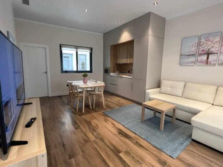 Deluxe Twobedroom Apartment Seville Downtown Exteriör bild
