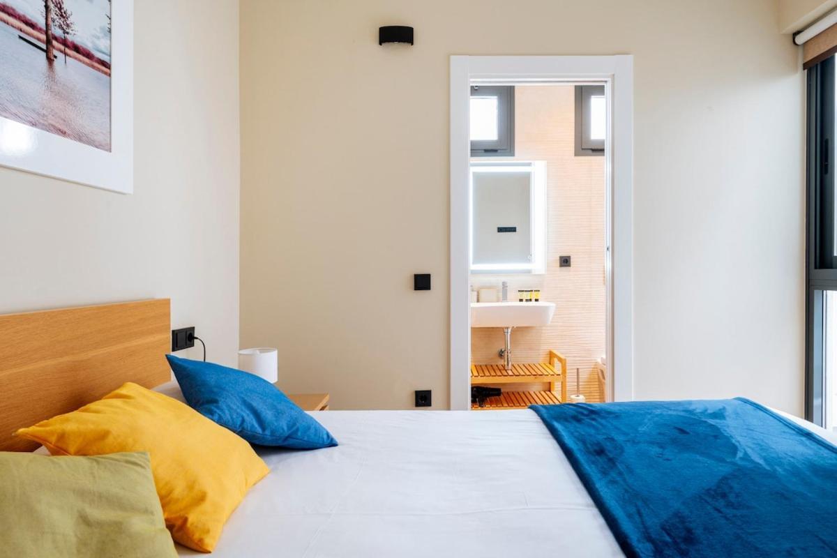 Deluxe Twobedroom Apartment Seville Downtown Exteriör bild